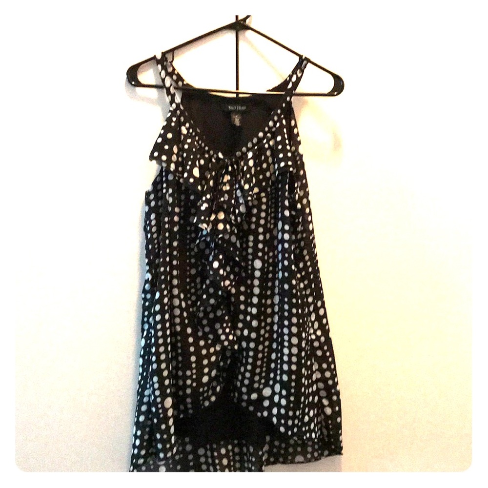 Super cute WHBM top!